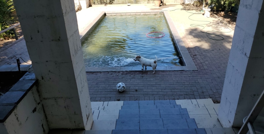 16 Bedroom Property for Sale in Trekoskraal Western Cape